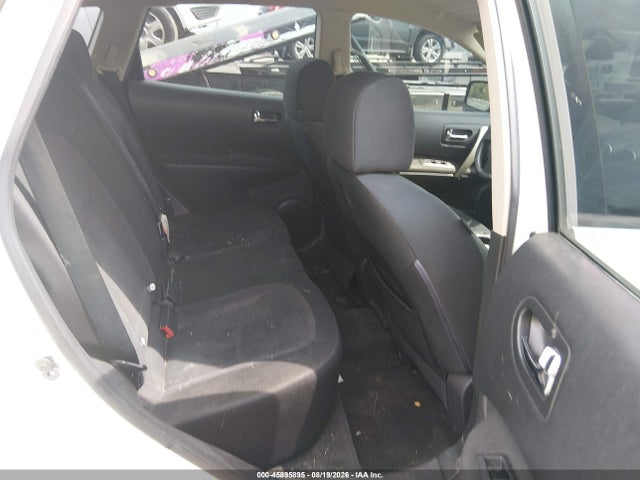 2015 Nissan Rogue Select S მანქანა იყიდება აუქციონზე, vin: JN8AS5MV7FW750586, აუქციონის ნომერი: 45895895