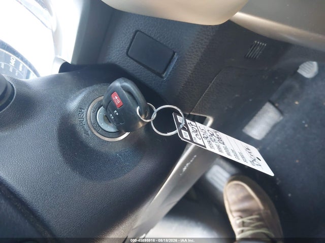 2015 Toyota Rav4 Xle მანქანა იყიდება აუქციონზე, vin: JTMWFREV2FD050739, აუქციონის ნომერი: 45895918