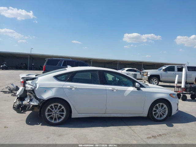 2019 Ford Fusion Hybrid Se მანქანა იყიდება აუქციონზე, vin: 3FA6P0LU2KR139964, აუქციონის ნომერი: 45895944