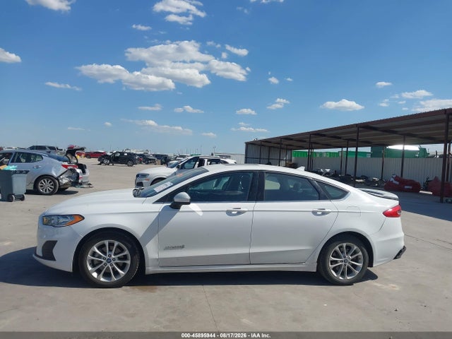 2019 Ford Fusion Hybrid Se მანქანა იყიდება აუქციონზე, vin: 3FA6P0LU2KR139964, აუქციონის ნომერი: 45895944