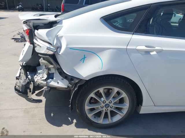 2019 Ford Fusion Hybrid Se მანქანა იყიდება აუქციონზე, vin: 3FA6P0LU2KR139964, აუქციონის ნომერი: 45895944