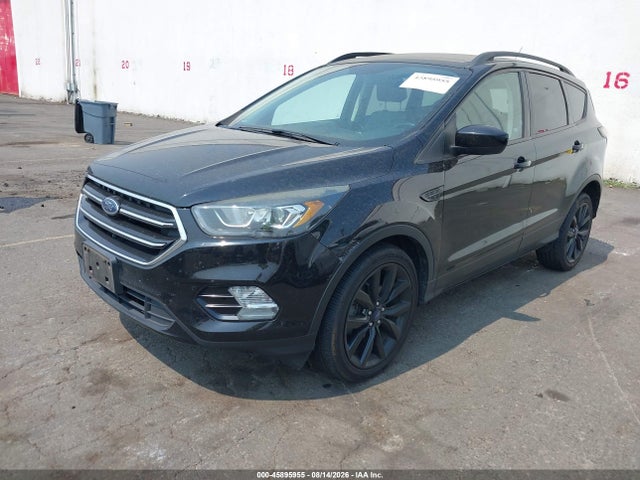 Ford ESCAPE SE 2017 1FMCU0GD0HUC95398 Image 2