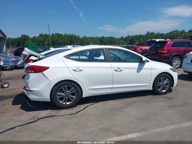 2018 Hyundai Elantra Sel მანქანა იყიდება აუქციონზე, vin: 5NPD84LFXJH367798, აუქციონის ნომერი: 45895970