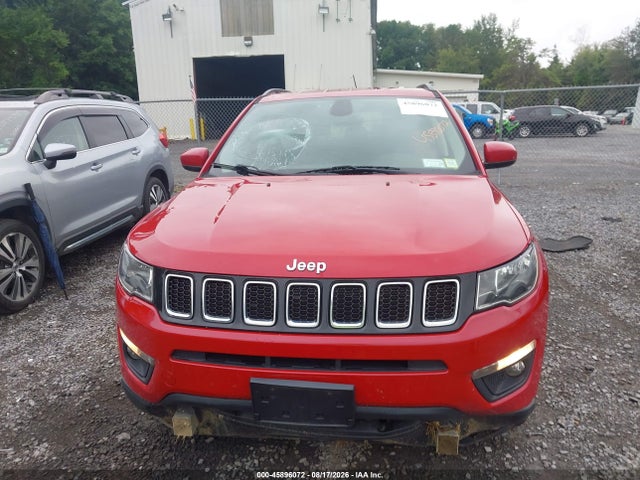 45896072 :رقم المزاد ، 3C4NJDBB6JT150143 vin ، 2018 Jeep Compass Latitude 4x4 مزاد بيع