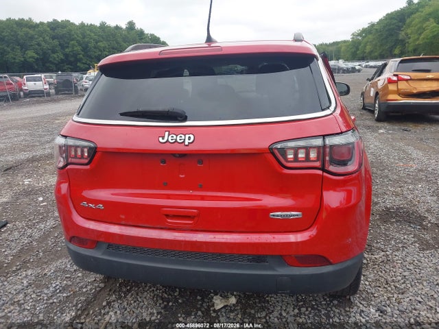 45896072 :رقم المزاد ، 3C4NJDBB6JT150143 vin ، 2018 Jeep Compass Latitude 4x4 مزاد بيع
