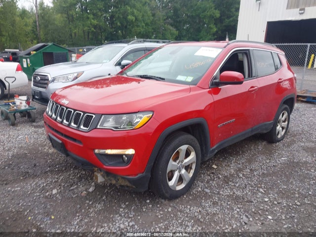 45896072 :رقم المزاد ، 3C4NJDBB6JT150143 vin ، 2018 Jeep Compass Latitude 4x4 مزاد بيع