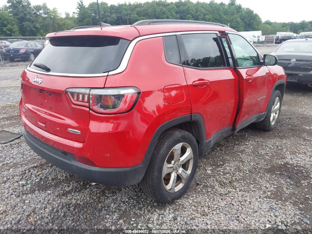 45896072 :رقم المزاد ، 3C4NJDBB6JT150143 vin ، 2018 Jeep Compass Latitude 4x4 مزاد بيع