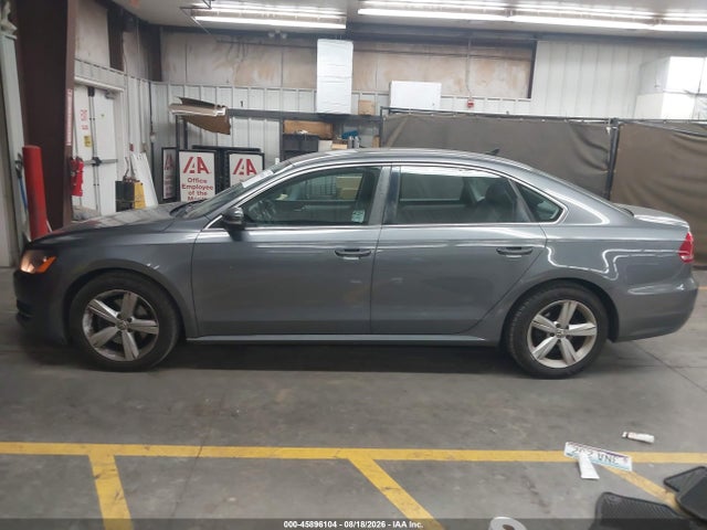 Aukcja sprzedaży 2013 Volkswagen Passat 2.5l Se, vin: 1VWBP7A31DC137343, numer aukcji: 45896104