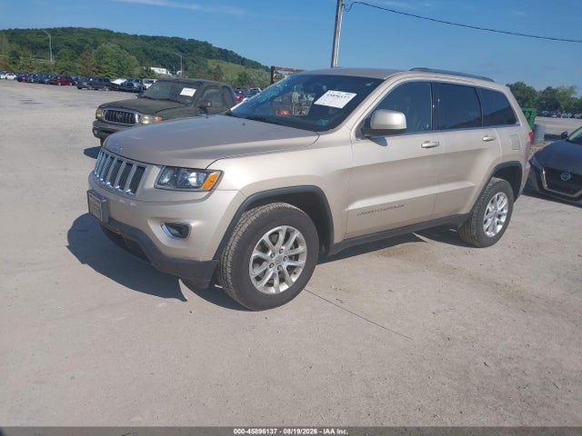 Продаж на аукціоні авто 2015 Jeep Grand Cherokee Laredo, vin: 1C4RJFAG5FC913461, номер лоту: 45896137