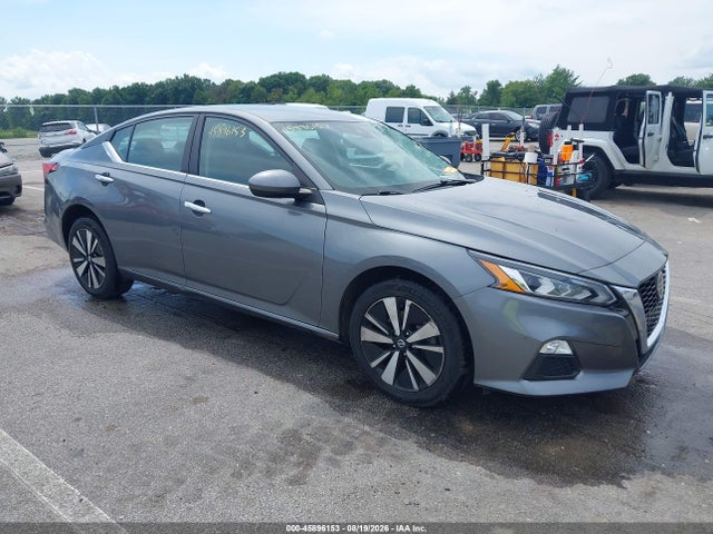 Продаж на аукціоні авто 2021 Nissan Altima Sv Intelligent Awd, vin: 1N4BL4DW4MN396020, номер лоту: 45896153