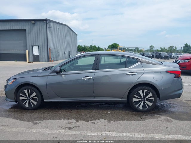 Продаж на аукціоні авто 2021 Nissan Altima Sv Intelligent Awd, vin: 1N4BL4DW4MN396020, номер лоту: 45896153