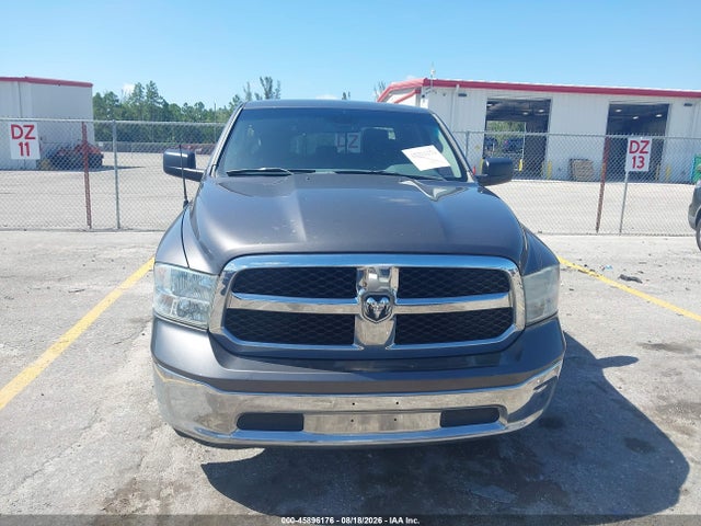 45896176 :رقم المزاد ، 1C6RR6GTXFS761591 vin ، 2015 Ram 1500 Slt مزاد بيع