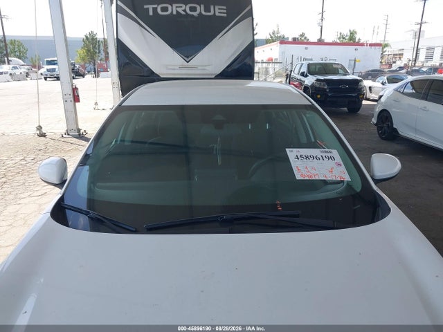 3N1AB8BV2NY286827 Nissan Sentra S Xtronic Cvt