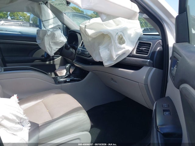 2018 Toyota Highlander Limited მანქანა იყიდება აუქციონზე, vin: 5TDYZRFH3JS250213, აუქციონის ნომერი: 45896257