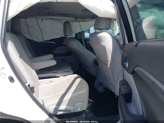 2018 Toyota Highlander Limited მანქანა იყიდება აუქციონზე, vin: 5TDYZRFH3JS250213, აუქციონის ნომერი: 45896257