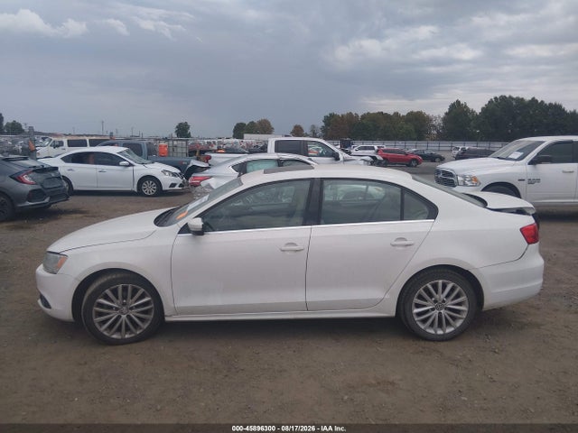 2011 Volkswagen Jetta 2.5l Sel მანქანა იყიდება აუქციონზე, vin: 3VWLX7AJ8BM359344, აუქციონის ნომერი: 45896300