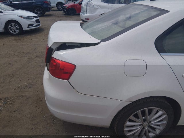 2011 Volkswagen Jetta 2.5l Sel მანქანა იყიდება აუქციონზე, vin: 3VWLX7AJ8BM359344, აუქციონის ნომერი: 45896300