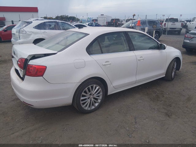 2011 Volkswagen Jetta 2.5l Sel მანქანა იყიდება აუქციონზე, vin: 3VWLX7AJ8BM359344, აუქციონის ნომერი: 45896300