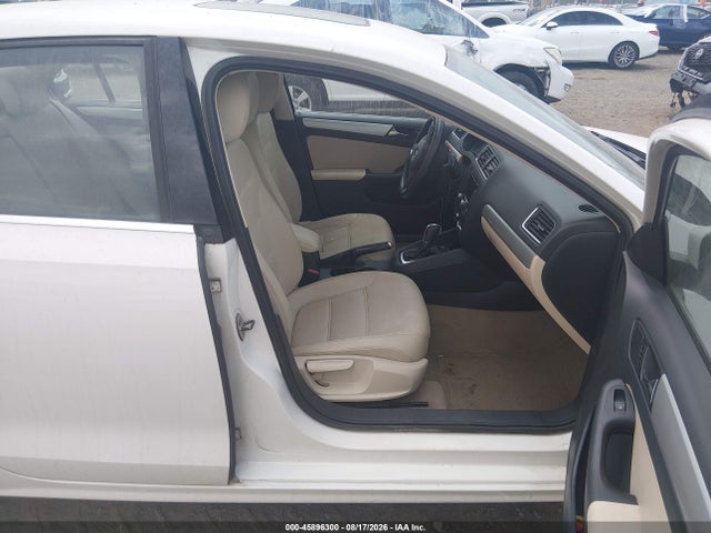2011 Volkswagen Jetta 2.5l Sel მანქანა იყიდება აუქციონზე, vin: 3VWLX7AJ8BM359344, აუქციონის ნომერი: 45896300