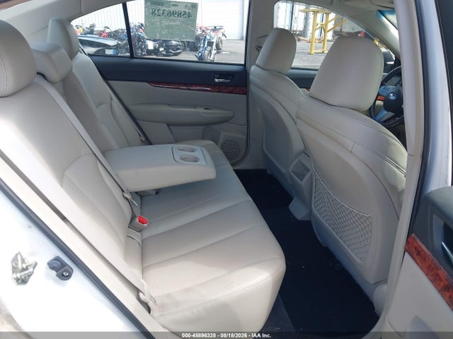 45896328 :رقم المزاد ، 4S3BMBK67B3238701 vin ، 2011 Subaru Legacy 2.5i Limited مزاد بيع