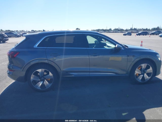 Aukcja sprzedaży 2019 Audi E-tron Premium Plus, vin: WA1VAAGE1KB006529, numer aukcji: 45896341