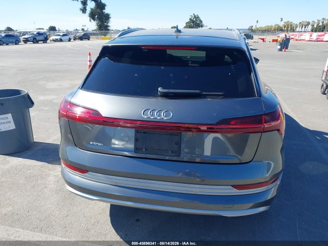 Aukcja sprzedaży 2019 Audi E-tron Premium Plus, vin: WA1VAAGE1KB006529, numer aukcji: 45896341