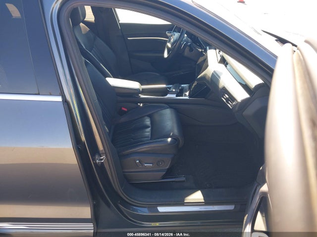 Aukcja sprzedaży 2019 Audi E-tron Premium Plus, vin: WA1VAAGE1KB006529, numer aukcji: 45896341