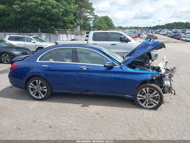 2018 Mercedes-benz C 300 4matic მანქანა იყიდება აუქციონზე, vin: 55SWF4KB2JU245611, აუქციონის ნომერი: 45896349