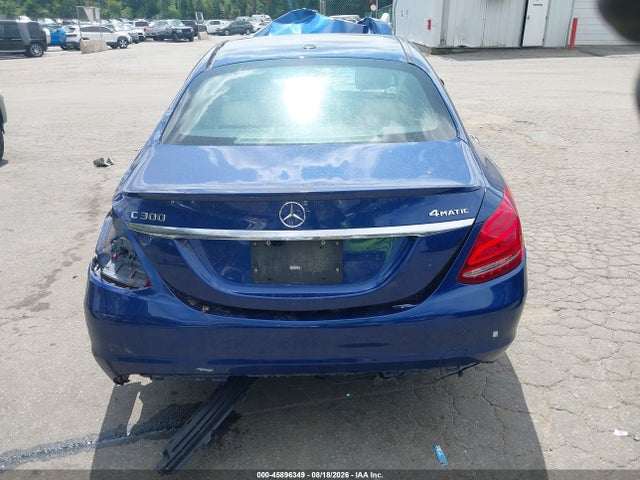 2018 Mercedes-benz C 300 4matic მანქანა იყიდება აუქციონზე, vin: 55SWF4KB2JU245611, აუქციონის ნომერი: 45896349