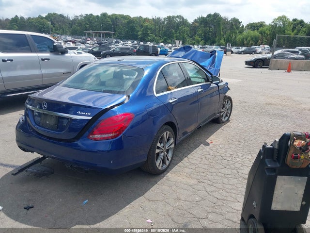 2018 Mercedes-benz C 300 4matic მანქანა იყიდება აუქციონზე, vin: 55SWF4KB2JU245611, აუქციონის ნომერი: 45896349