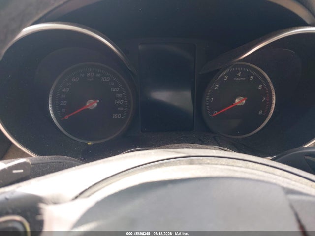2018 Mercedes-benz C 300 4matic მანქანა იყიდება აუქციონზე, vin: 55SWF4KB2JU245611, აუქციონის ნომერი: 45896349