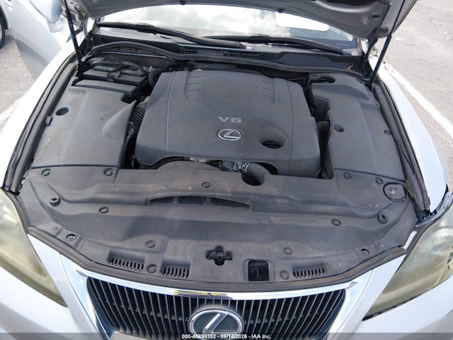 Продажа на аукционе авто 2012 Lexus Is 250c, vin: JTHFF2C23C2526051, номер лота: 45896352