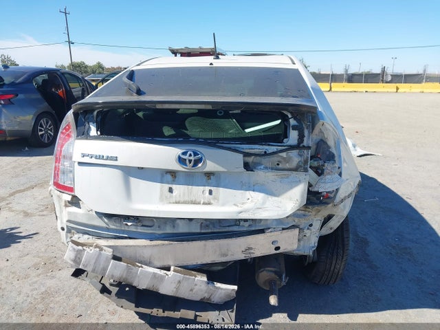 Toyota Prius Two 2015 JTDKN3DUXF0446867 Image 20