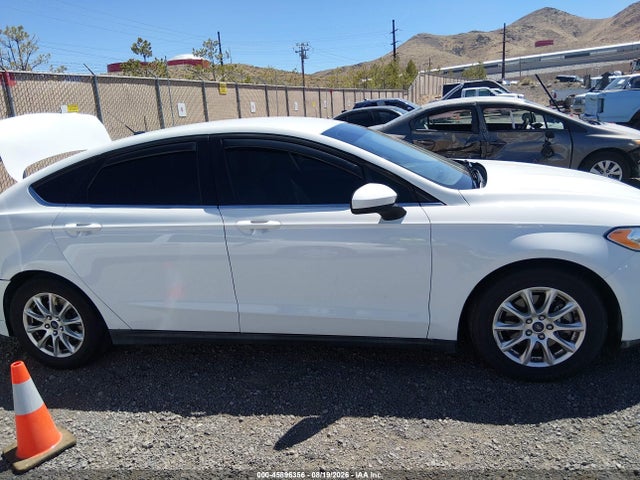 Ford FUSION S 2016 3FA6P0G70GR247043 Image 13