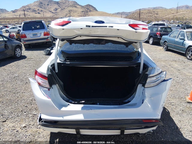 Ford FUSION S 2016 3FA6P0G70GR247043 Image 16