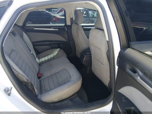 Ford FUSION S 2016 3FA6P0G70GR247043 Image 8