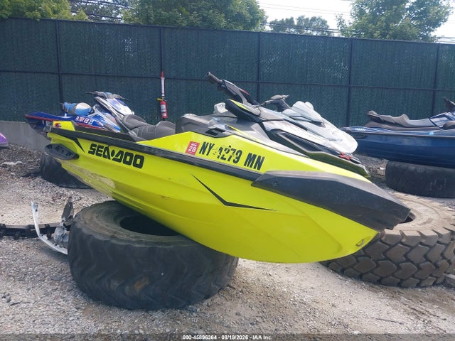 45896364 :رقم المزاد ، 00000YDV12004C818 vin ، 2018 Sea Doo Rxt-300 مزاد بيع