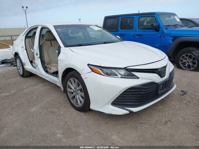 Aukcja sprzedaży 2018 Toyota Camry Le, vin: 4T1B11HK9JU055523, numer aukcji: 45896417