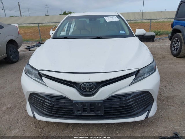 Aukcja sprzedaży 2018 Toyota Camry Le, vin: 4T1B11HK9JU055523, numer aukcji: 45896417