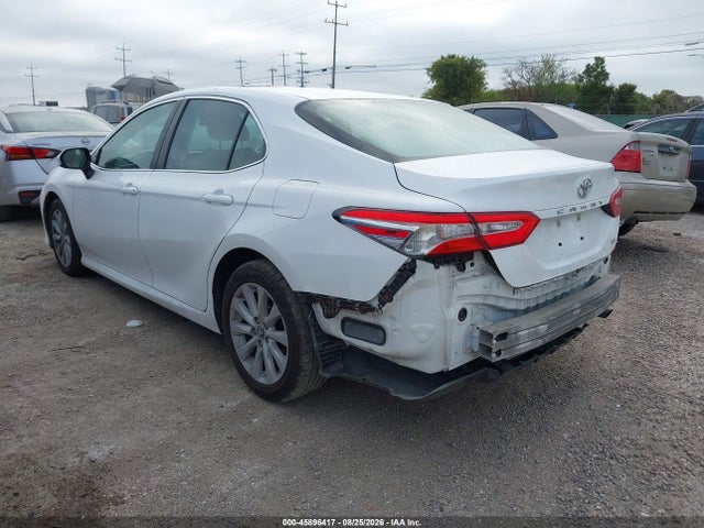 Aukcja sprzedaży 2018 Toyota Camry Le, vin: 4T1B11HK9JU055523, numer aukcji: 45896417