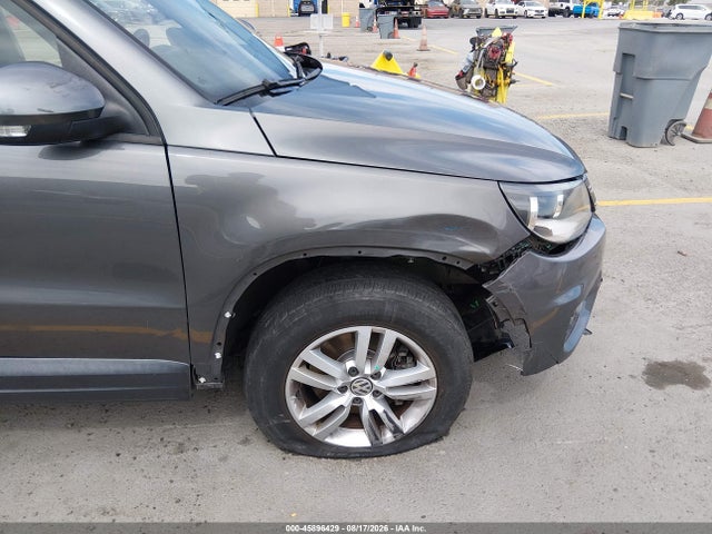 Aukcja sprzedaży 2016 Volkswagen Tiguan S, vin: WVGAV7AX6GW585017, numer aukcji: 45896429