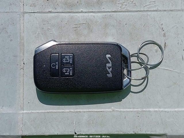 KNDNB4H35N6058857 KIA Carnival Mpv Lx Seat Package