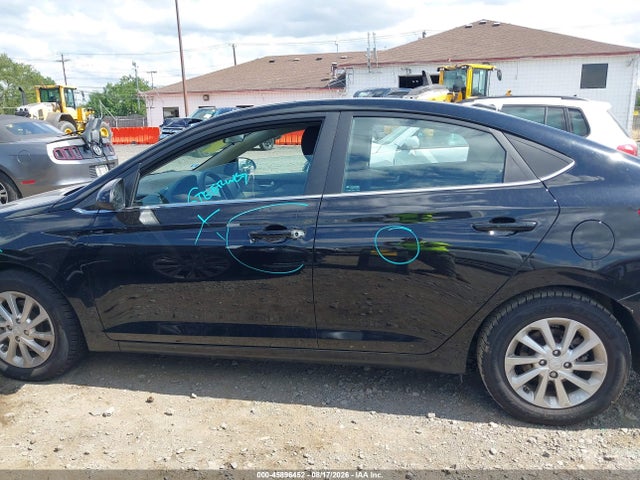 45896452 :رقم المزاد ، 3KPC24A69ME135234 vin ، 2021 Hyundai Accent Sel مزاد بيع