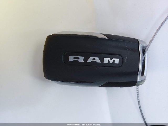 45896490 :رقم المزاد ، 1C6SRFRT2KN586230 vin ، 2019 Ram 1500 Laramie  4x4 6'4 Box مزاد بيع