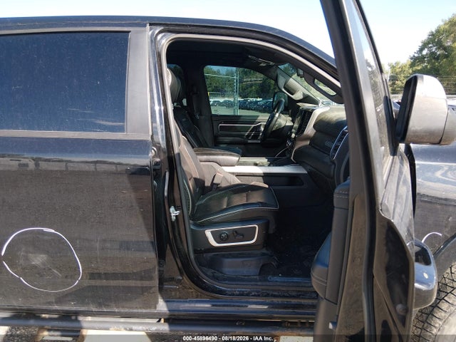 45896490 :رقم المزاد ، 1C6SRFRT2KN586230 vin ، 2019 Ram 1500 Laramie  4x4 6'4 Box مزاد بيع