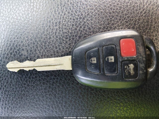 Toyota Rav4 Xle 2015 JTMWFREV5FD066160 Image 11