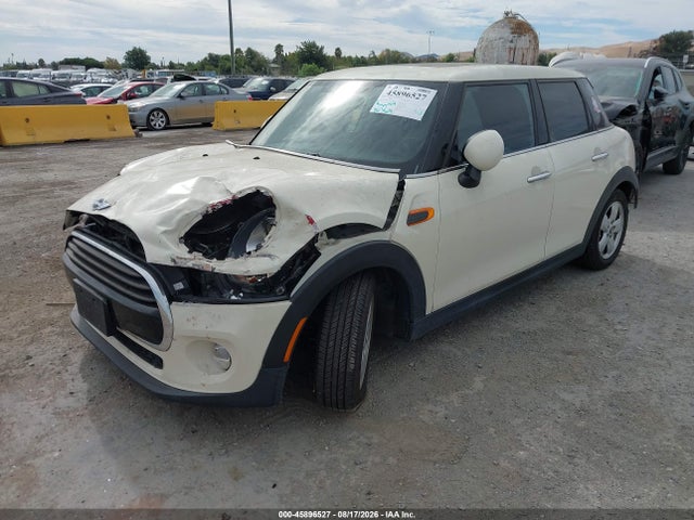 Продаж на аукціоні авто 2016 Mini Hardtop Cooper, vin: WMWXU1C53G2D11243, номер лоту: 45896527