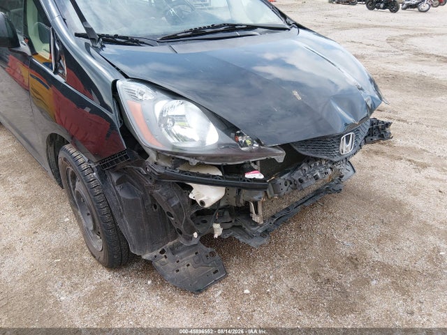 2013 Honda Fit მანქანა იყიდება აუქციონზე, vin: JHMGE8H38DC067235, აუქციონის ნომერი: 45896552