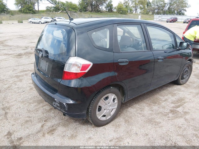 2013 Honda Fit მანქანა იყიდება აუქციონზე, vin: JHMGE8H38DC067235, აუქციონის ნომერი: 45896552