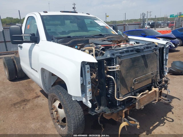 45896600 :رقم المزاد ، 1GB3KYC83GF249427 vin ، 2016 Chevrolet Silverado 3500hd Chassis Wt مزاد بيع